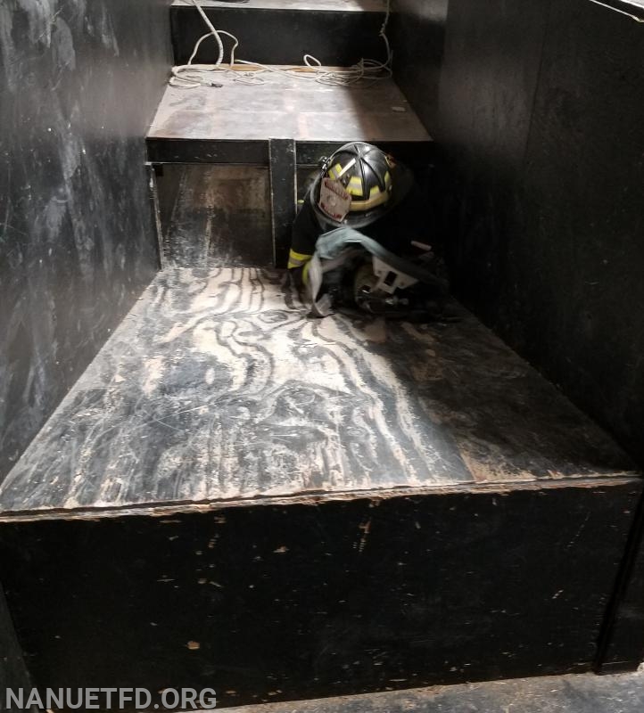 Mask Confidence Training . FTC 11/19/2018. Training save lives. Photos by Vincent P Tuzzolino