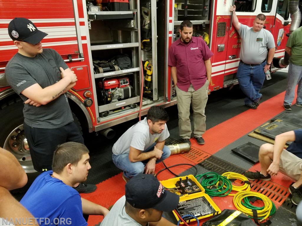 10/14/2019 Air bags Training.  Photos by Vincent P Tuzzolino
