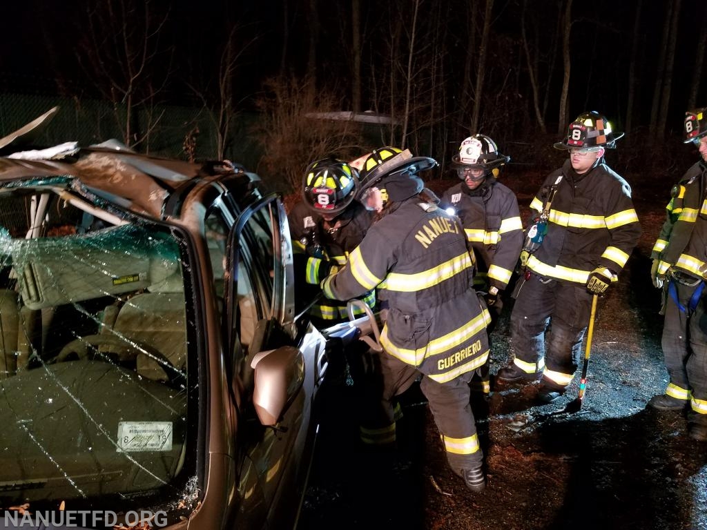 12-23-2019 Extrication Drill FTC. Testing new tools. Photos by Vincent P Tuzzolino