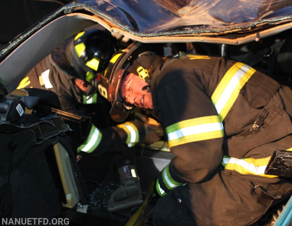 7-29-2019. 8-100 Extrication drill. Under the watchful eyes of the training officers. Photos by Vincent P Tuzzolino
